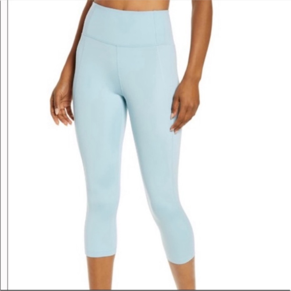 Girlfriend Collective Crop Leggings in Sky Blue